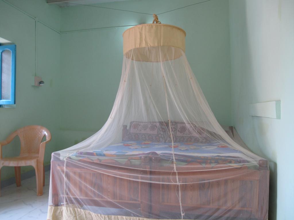 Om Shiva Guest House Hampi Extérieur photo